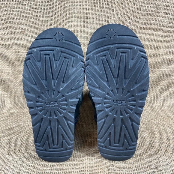 UGG Boots Australia  Classic Short Black Suede Fur Lined Women SZ 6 - Picture 12 of 12